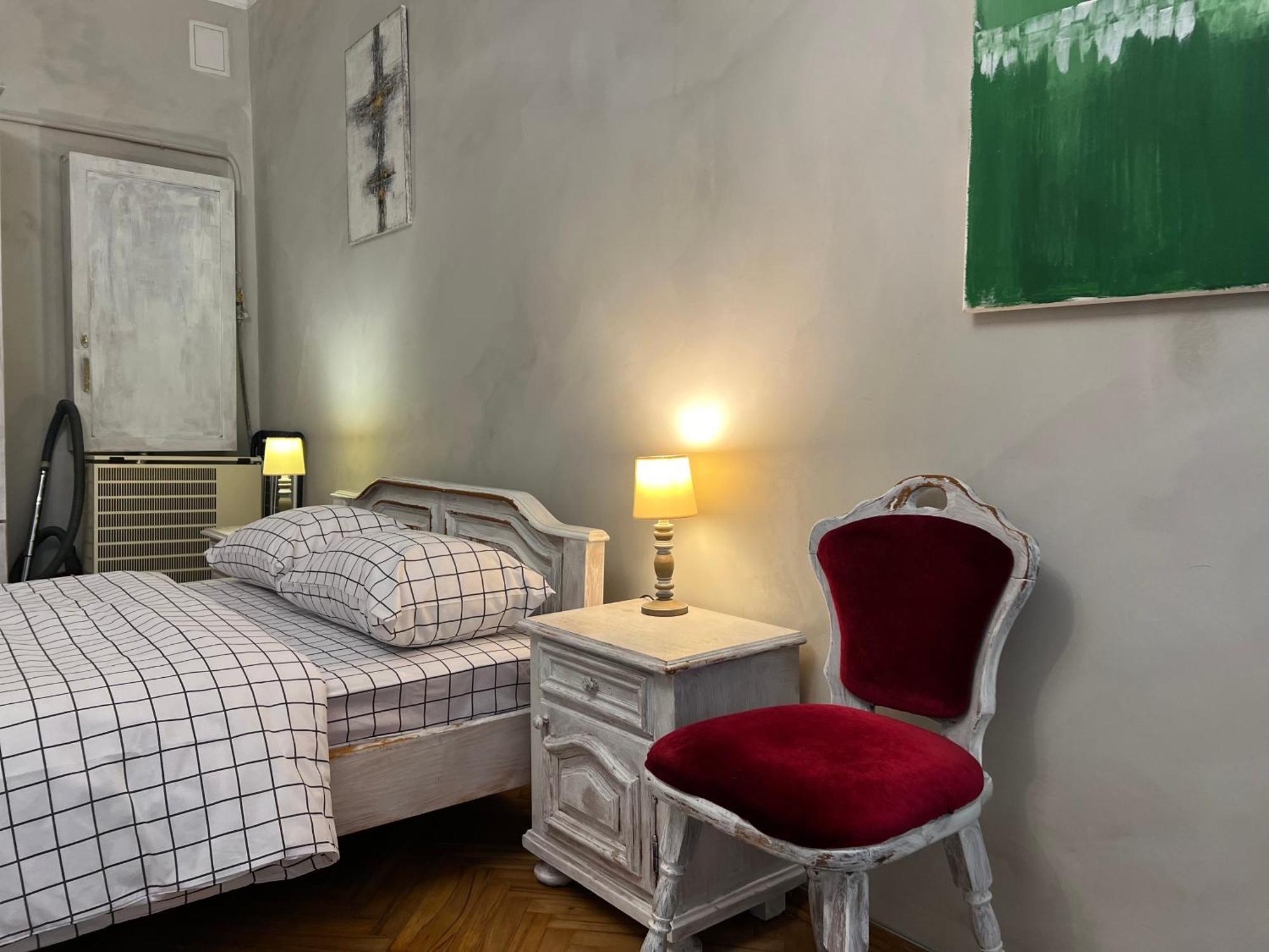 Loft-Style Apt On Virmenska Str Lviv Bagian luar foto