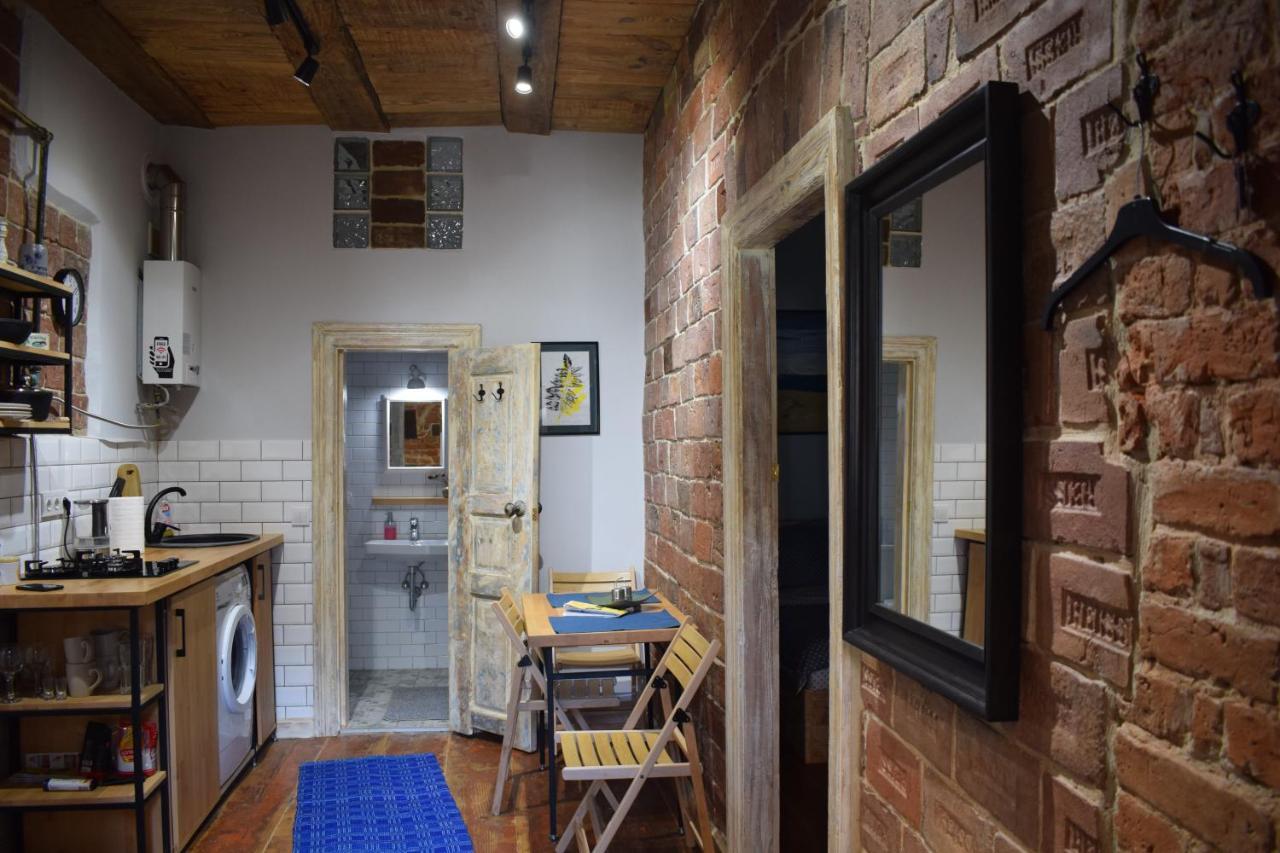 Loft-Style Apt On Virmenska Str Lviv Bagian luar foto