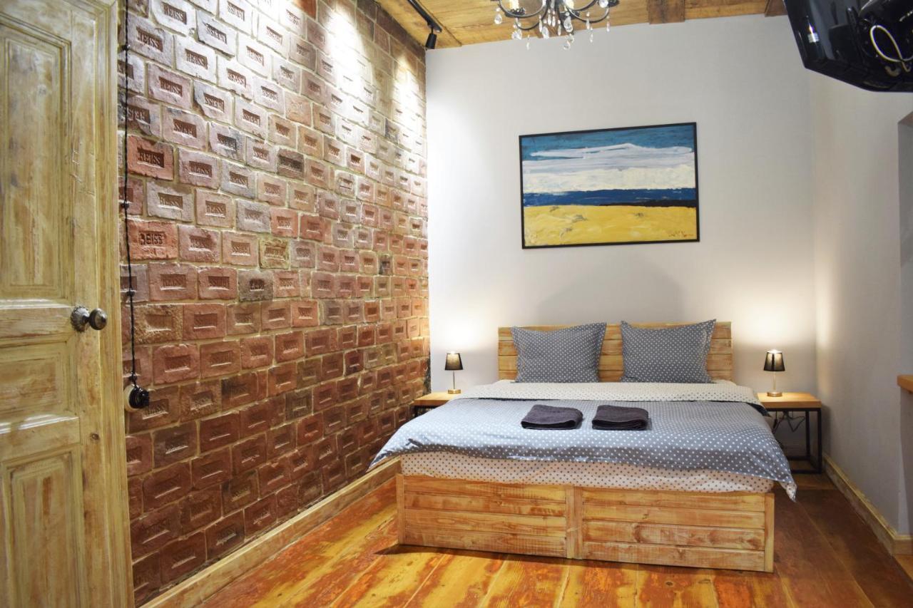 Loft-Style Apt On Virmenska Str Lviv Bagian luar foto
