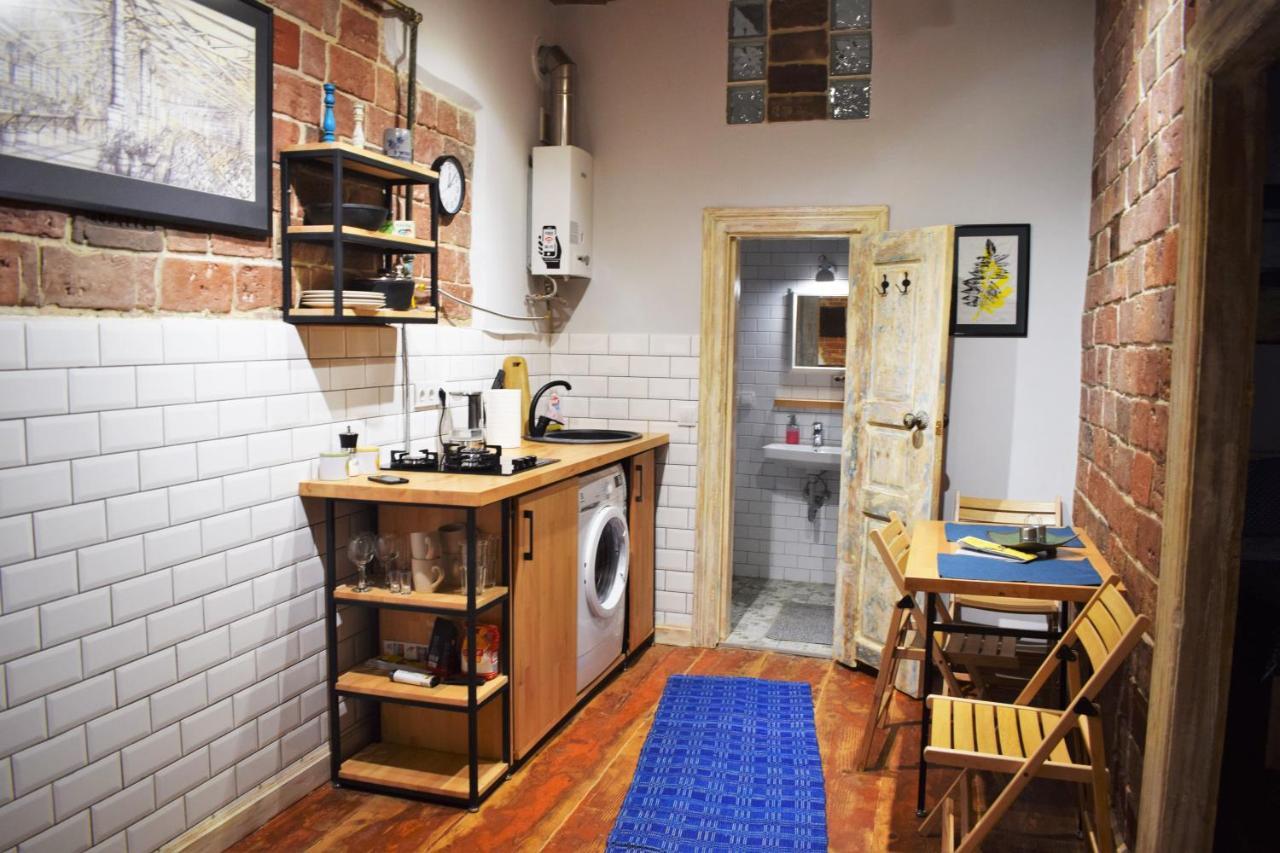 Loft-Style Apt On Virmenska Str Lviv Bagian luar foto